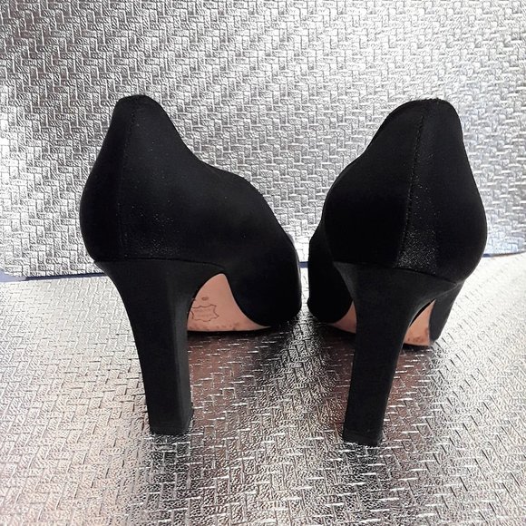 Nine West Black Shiny Fabric Heel | Size 8 - Picture 4 of 4
